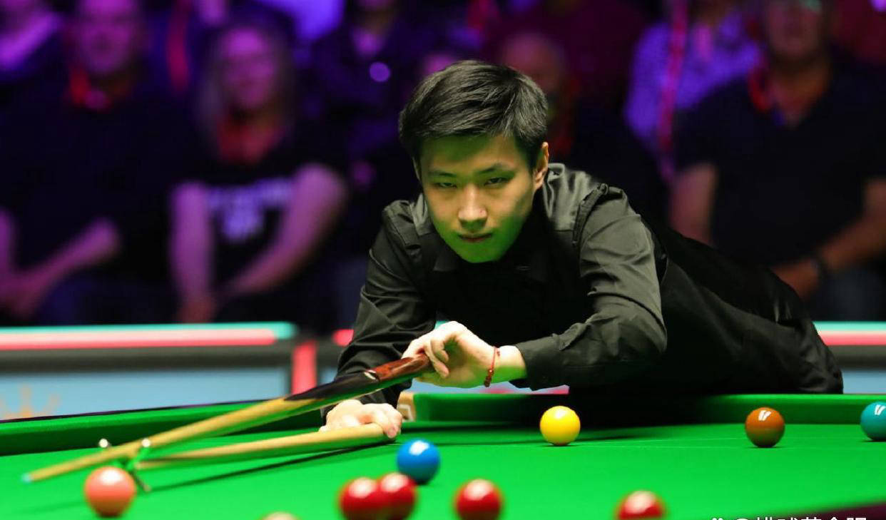 在对阵泰山 在对阵泰山