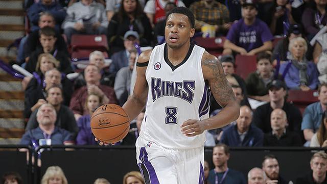 通过其积极 通过其积极