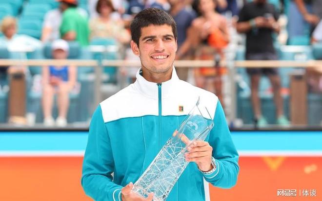 中国队由四 中国队由四