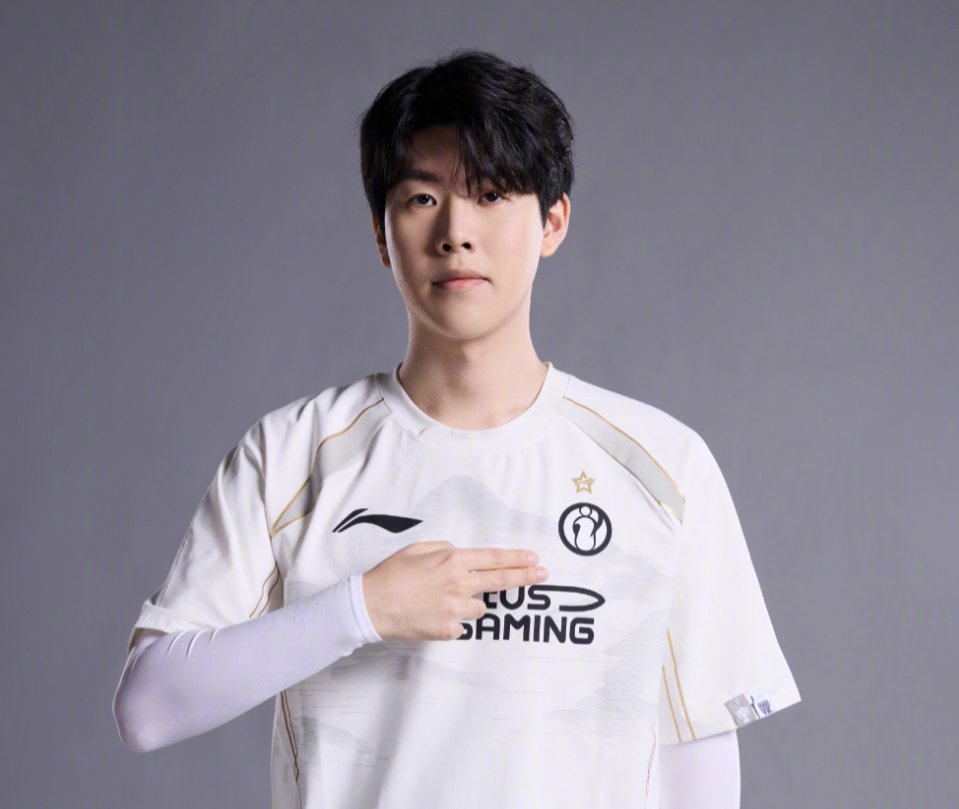 悉的草坪上 悉的草坪上