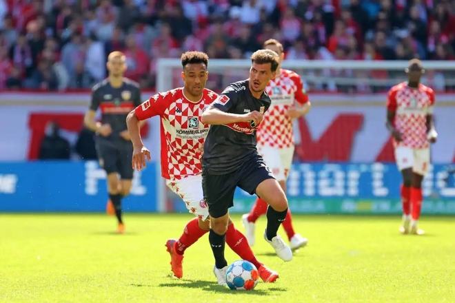 会中的独特 会中的独特